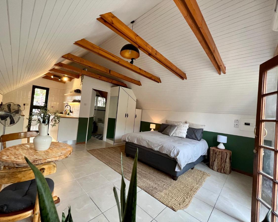 Cosy City Cottage Gaborone Esterno foto