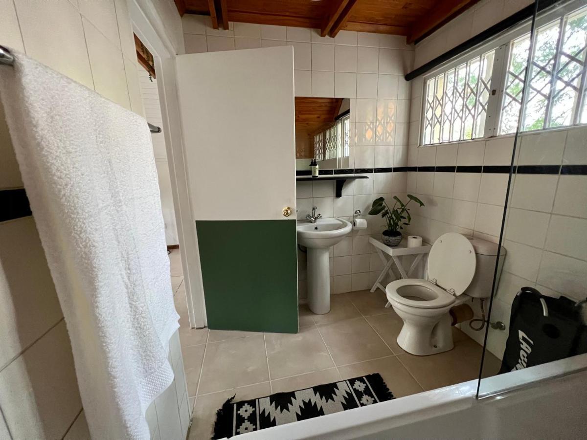 Cosy City Cottage Gaborone Esterno foto