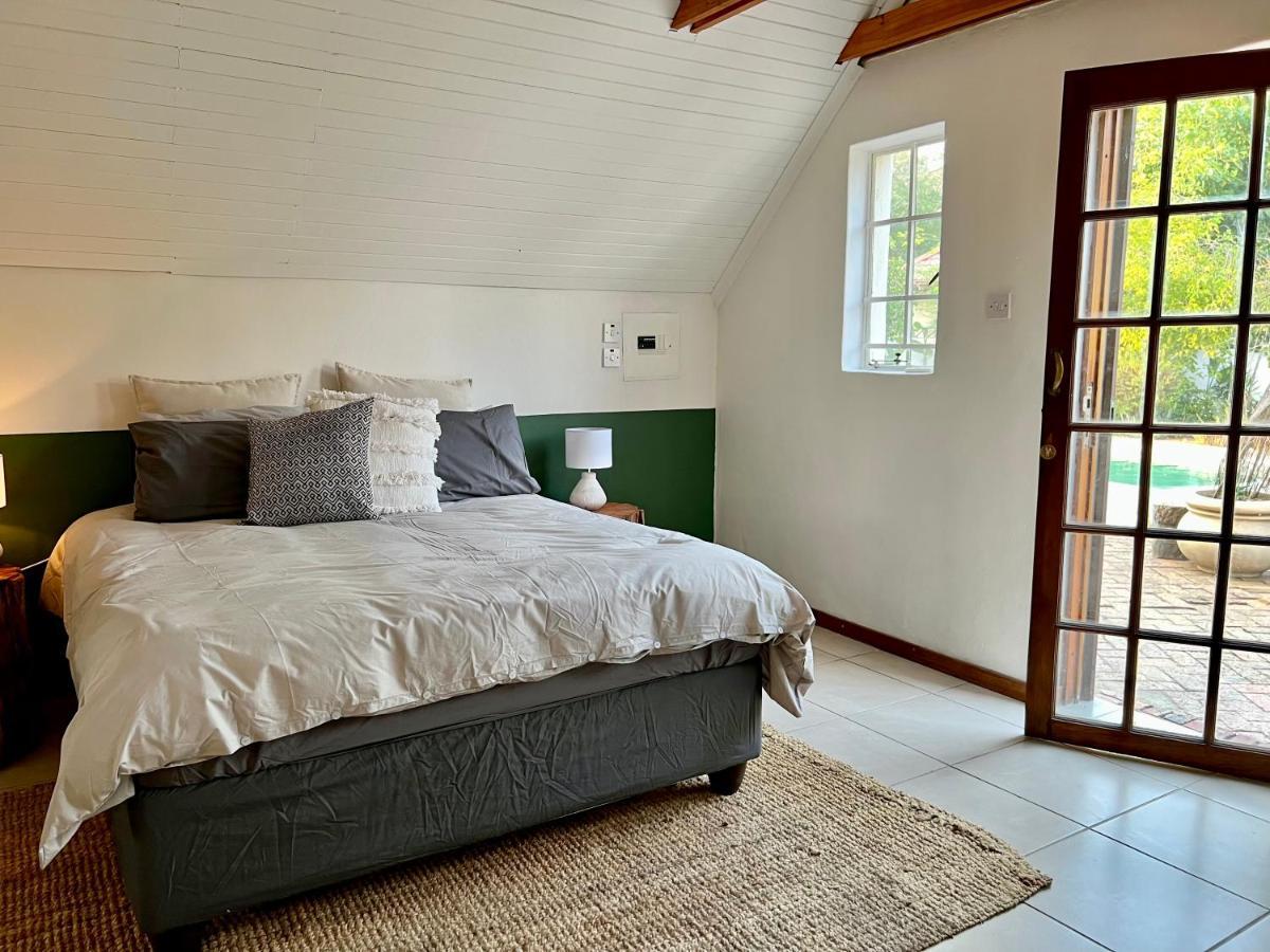 Cosy City Cottage Gaborone Esterno foto